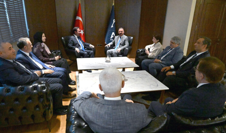 Ağıralioğlu ve Babacan, Anahtar Parti’de bir araya geldi