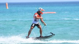Çeşme’de Dünya Motosurf Şampiyonası heyecanı başladı
