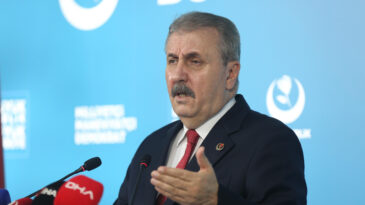 Destici: Asıl mesele İran sonrasında oyunun tamamen Türkiye’ye taşınmasıdır