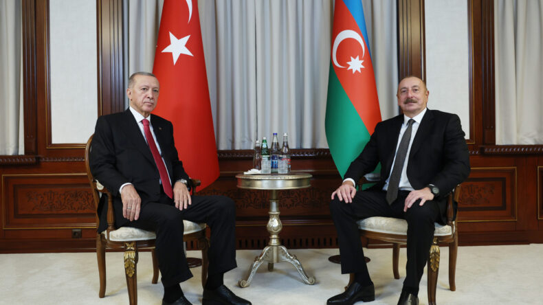 Erdoğan ve Aliyev, yarın Kahramanmaraş’ta konut teslim törenine katılacak