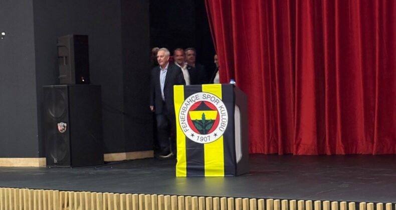 Fenerbahçe eski başkanı Aziz Yıldırım, genç kongre üyeleri ile bir araya geldi