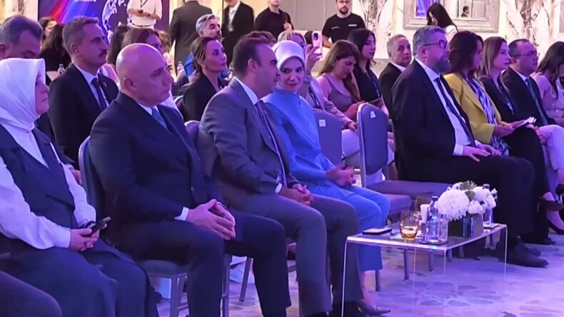 İstanbul – Bakan Göktaş: Türkiye Yüzyılı’nı kadınlarla birlikte inşa edeceğimize inanıyoruz