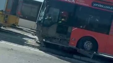 İstanbul- Haliç Köprüsü’nde metrobüs kazası -2 / Ek görüntü