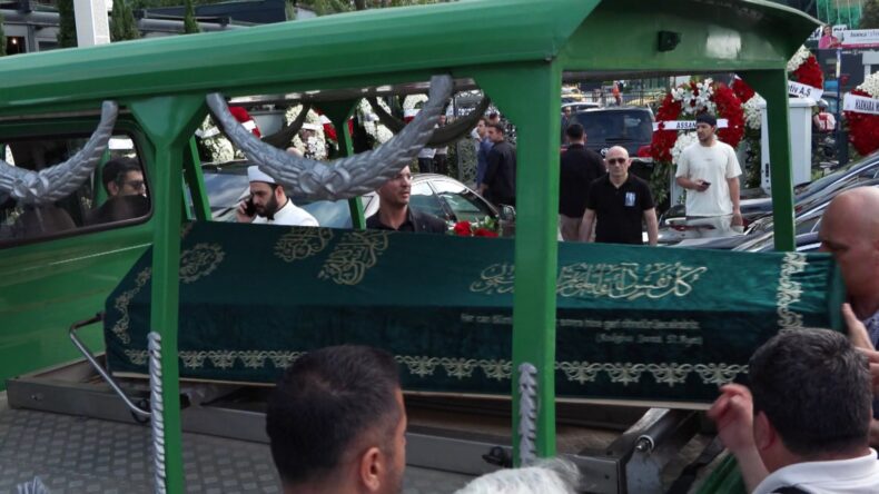 İstanbul – İş insanı Asım Kibar son yolculuğuna uğurlandı