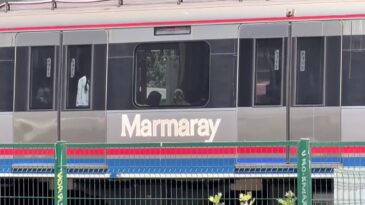 İstanbul- Marmaray’da bir kişi raylara atlayarak intihar etti; seferlerde aksama yaşandı