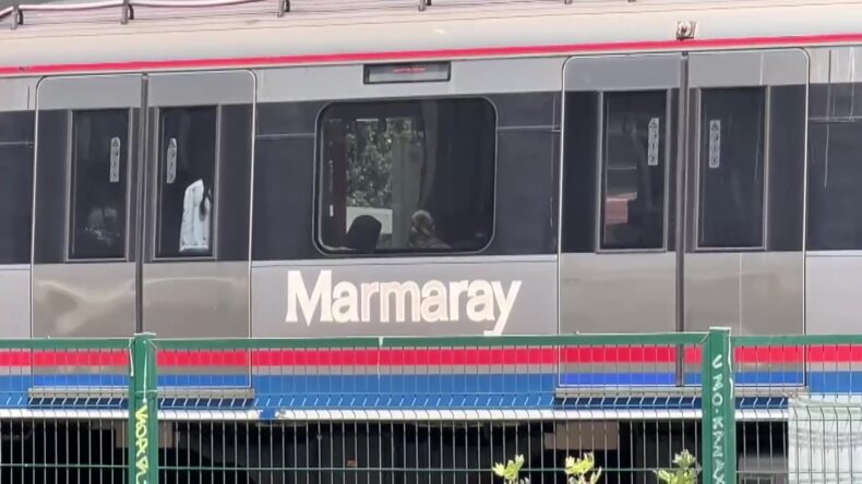 İstanbul- Marmaray’da bir kişi raylara atlayarak intihar etti; seferlerde aksama yaşandı