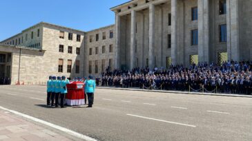 Kalp krizinden hayatını kaybeden AK Parti’li eski vekil için TBMM’de tören yapıldı