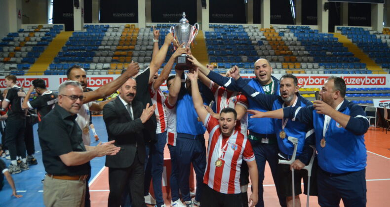 Oturarak Voleybol 1’inci Lig Şampiyonu Kahramanmaraş oldu