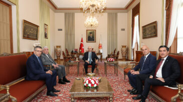 TBMM Başkanı Kurtulmuş, Dervişoğlu’nu kabul etti